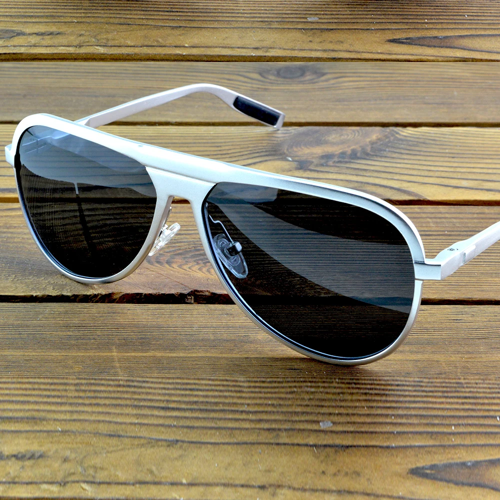 Clara Vida Al-Mg Alloy Rigid European Large Head Suit Metal Polarized UV400 UV100% Glare Blocking Sunglasses Sunglasses
Clara Vida Al-Mg Alloy Rigid European Large Head Suit Metal Polarized UV400 UV100% Glare Blocking Sunglasses Sunglasses