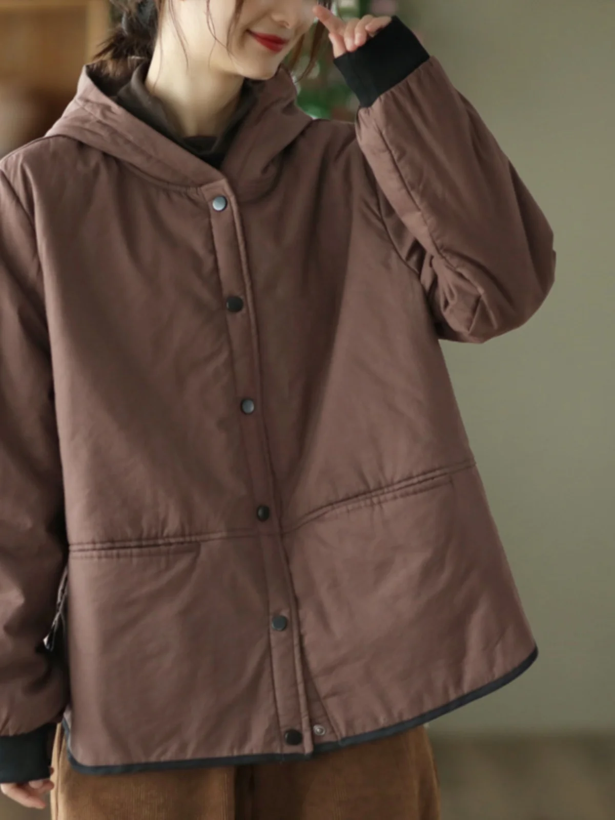 Retro Cotton Jaet Women's Loose Casual Thiened Hooded Coat Pure Color Commute Sle Long Sve Button ket Winter Coat
Retro Cotton Jaet Women's Loose Casual Thiened Hooded Coat Pure Color Commute Sle Long Sve Button ket Winter Coat
