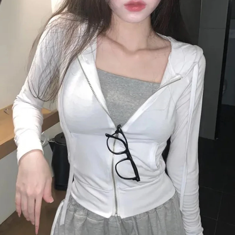 Женская толстовка Slim Fit на молнии с капюшоном, корейский стиль Dongdaemun, повседневная, с длинной молнией, укороченная, с капюшоном
Женская толстовка Slim Fit на молнии с капюшоном, корейский стиль Dongdaemun, повседневная, с длинной молнией, укороченная, с капюшоном