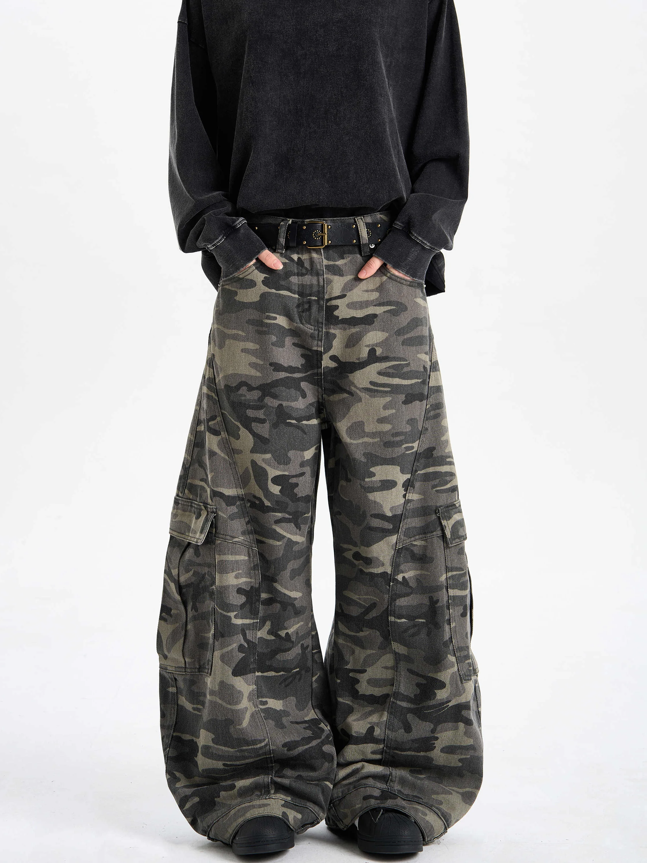 American Retro Camouflage Knife Wide Leg Jeans ex Casual Loose Fit Workwear Trousers with kets mid Low Waist
American Retro Camouflage Knife Wide Leg Jeans ex Casual Loose Fit Workwear Trousers with kets mid Low Waist