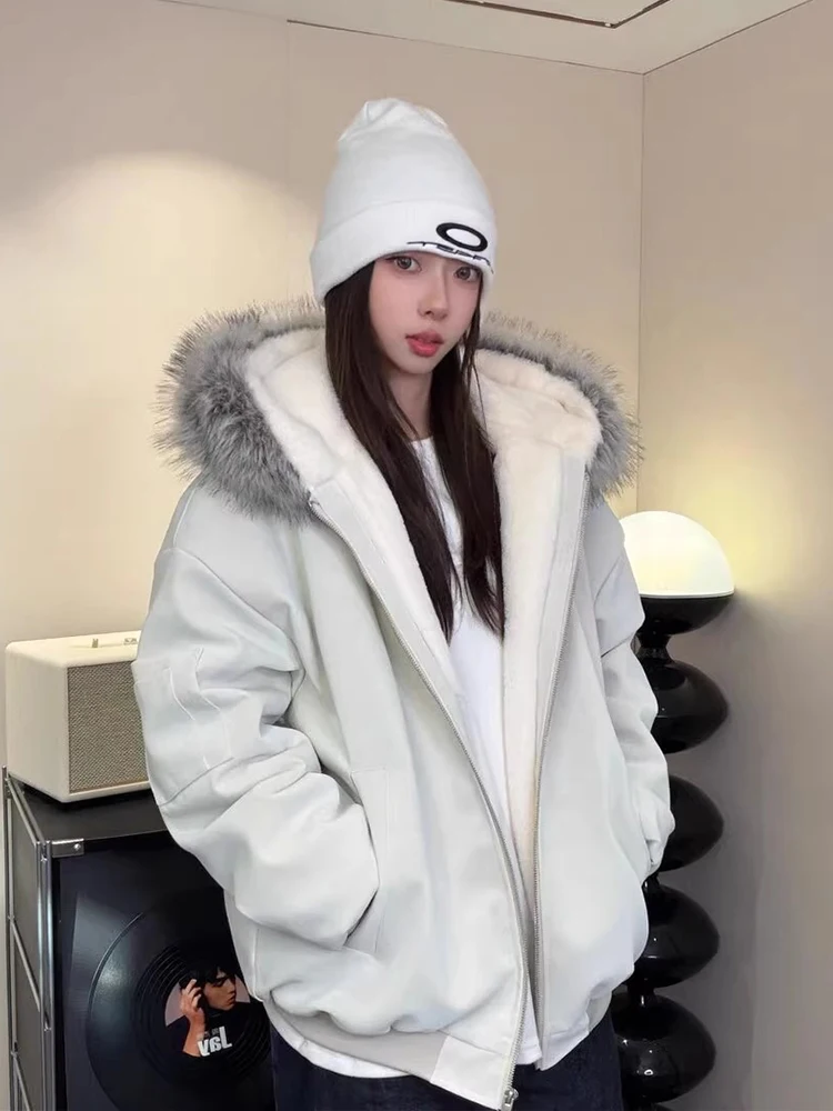 White Fur Collar Hooded Thiened Winter Jaet Men's Cotton Coat Warmth Insulation American Sle PU Leather Cotton Coat
White Fur Collar Hooded Thiened Winter Jaet Men's Cotton Coat Warmth Insulation American Sle PU Leather Cotton Coat