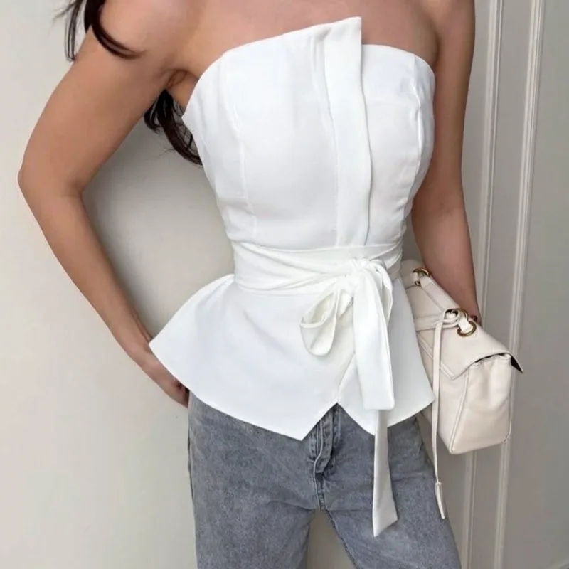 2026 Summer European and American Slim-fit Lace-up Waist Tube Top Ins Style Fashion Split-ended Small Vest Women's Clothing
2026 Summer European and American Slim-fit Lace-up Waist Tube Top Ins Style Fashion Split-ended Small Vest Women's Clothing