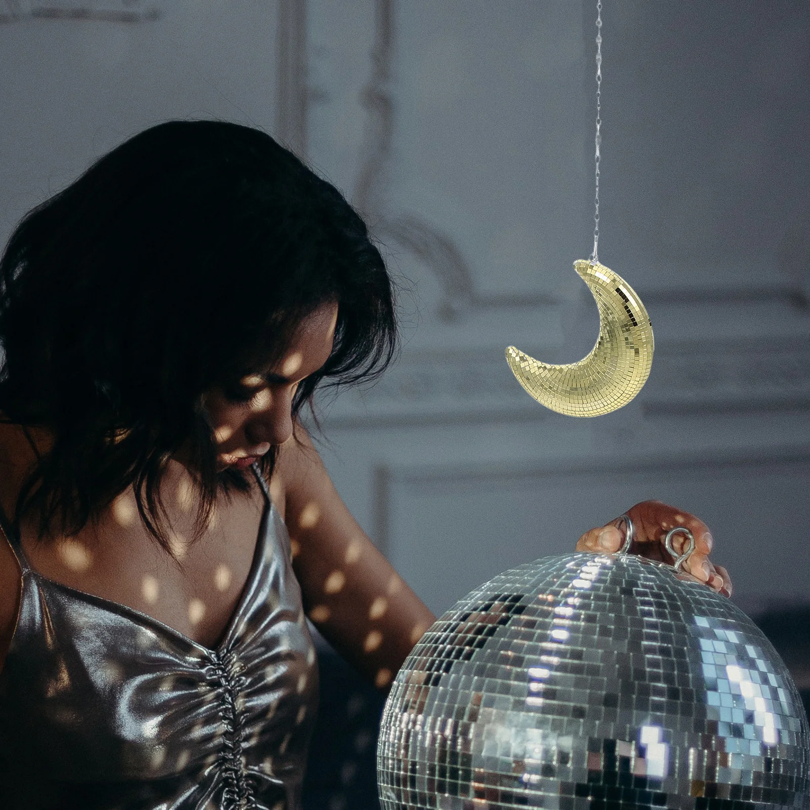 Moon Shape Hanging Disco Ball Glass Pendant Decorative Disco Party Mirror Ball Hanging for Weddings Moon Decor
Moon Shape Hanging Disco Ball Glass Pendant Decorative Disco Party Mirror Ball Hanging for Weddings Moon Decor