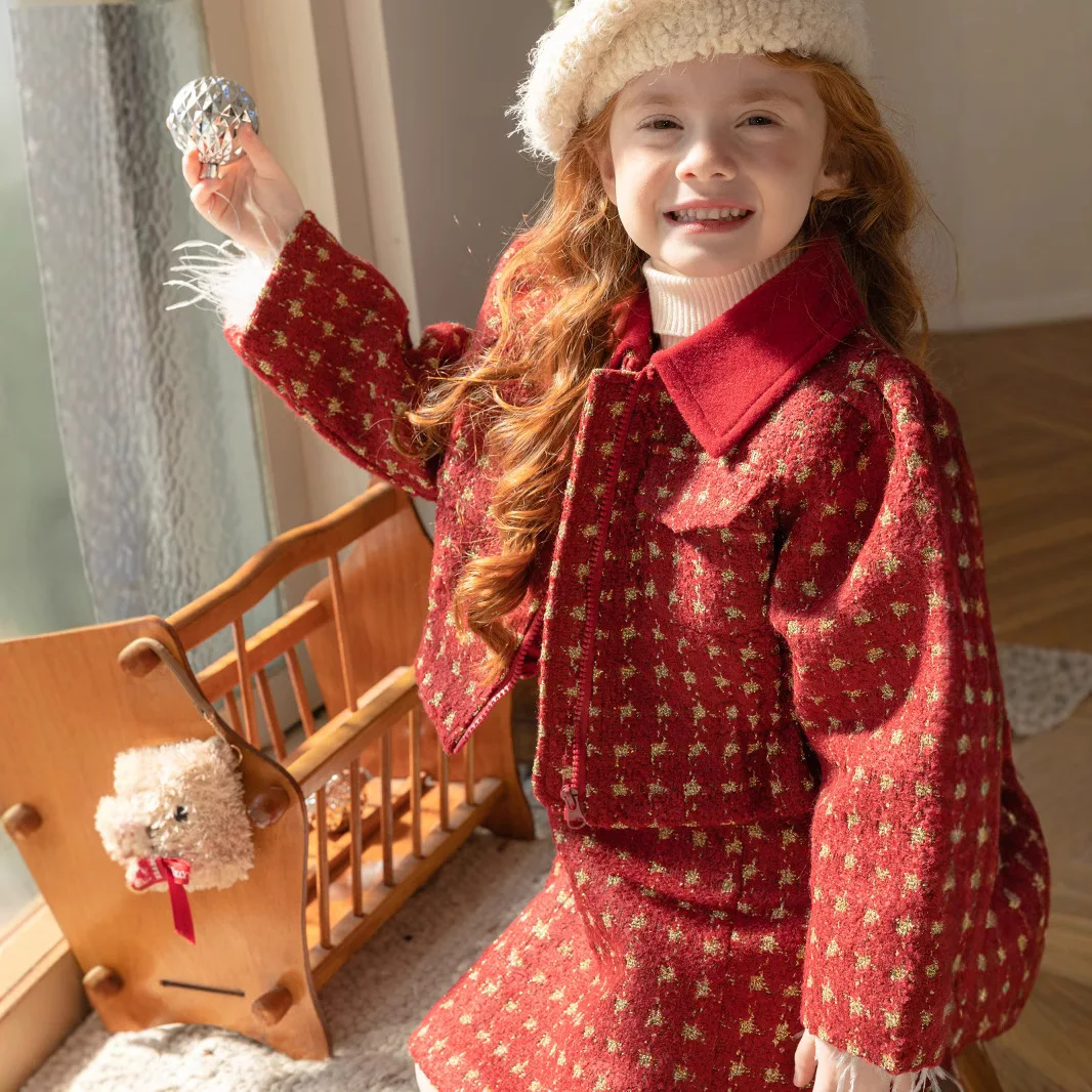 Girls Dress Set 2024 New Girls Foreign Style Korean Style Fashion Bright Coat Skirt Two-piece Winter Coat and Dress 2-piece Set
Girls Dress Set 2024 New Girls Foreign Style Korean Style Fashion Bright Coat Skirt Two-piece Winter Coat and Dress 2-piece Set
