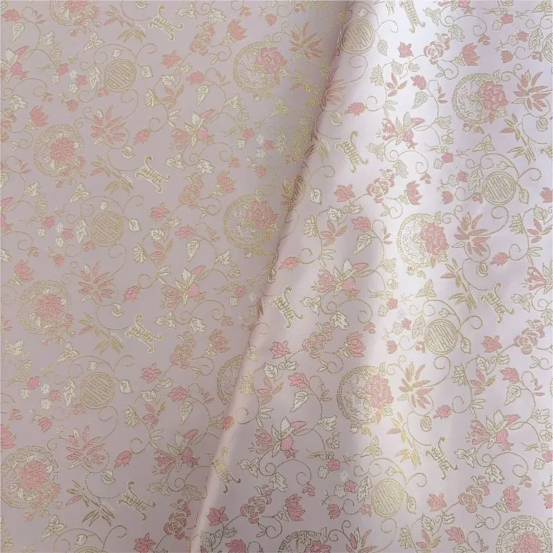 Elegant golden thread fashionable small flower crisp jacquard fabric new Chinese-style vest cheongsam coat dress
Elegant golden thread fashionable small flower crisp jacquard fabric new Chinese-style vest cheongsam coat dress