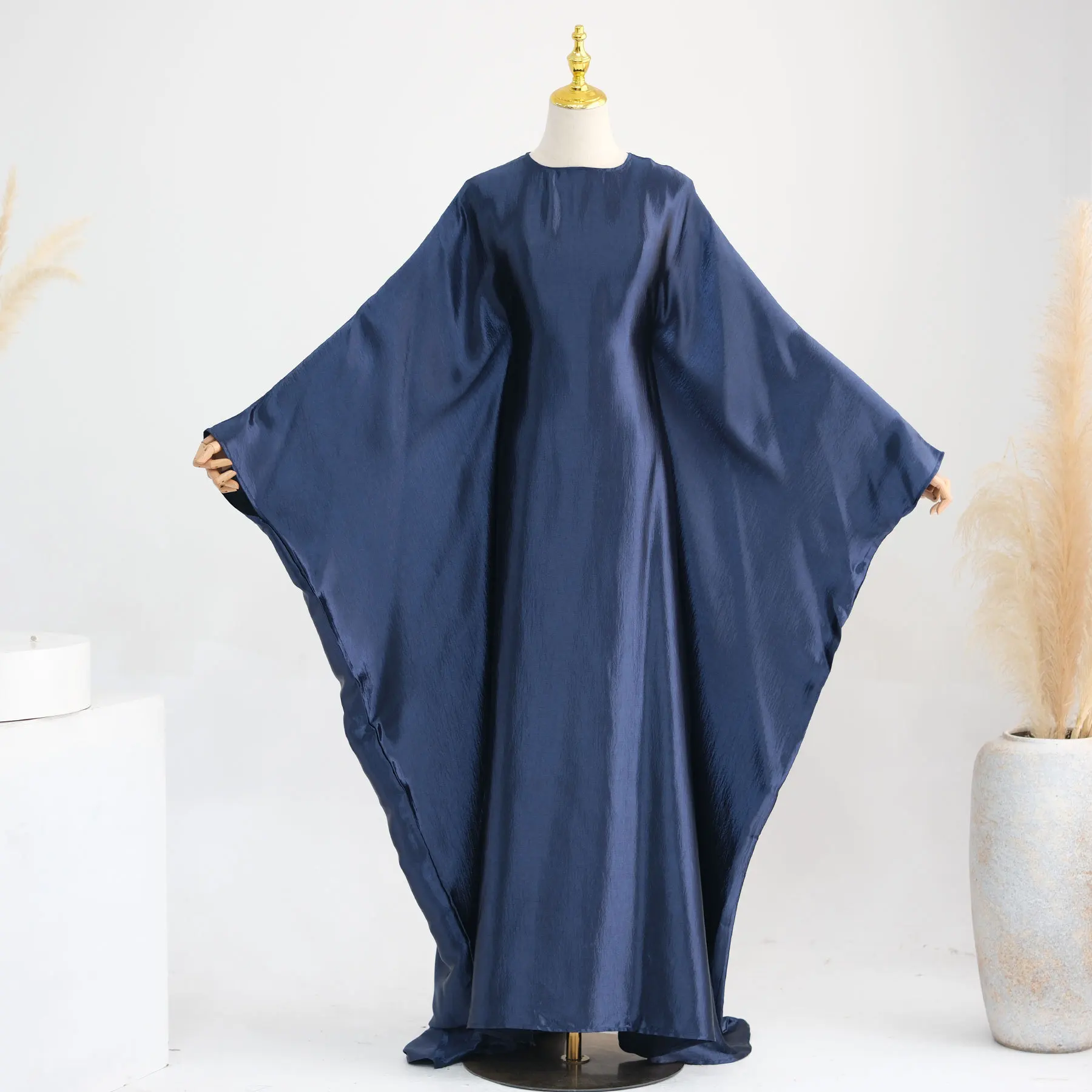 Eid Batwing Satin Shimmer Soft Crepe Abaya Dubai Luxury 2024 Islam Muslim Maxi Kaftan Dress Kebaya Abayas For Women Vestidos
Eid Batwing Satin Shimmer Soft Crepe Abaya Dubai Luxury 2024 Islam Muslim Maxi Kaftan Dress Kebaya Abayas For Women Vestidos