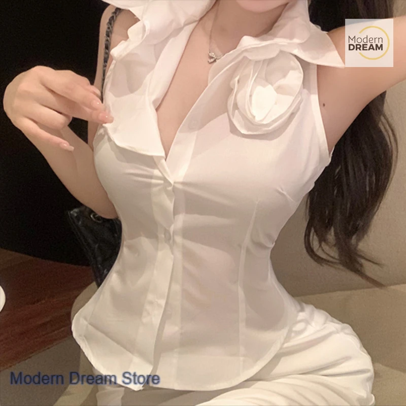 French white flower polo collar sleeveless shirt women's summer new fashion slim sweet shirt design sense temperament top.
French white flower polo collar sleeveless shirt women's summer new fashion slim sweet shirt design sense temperament top.