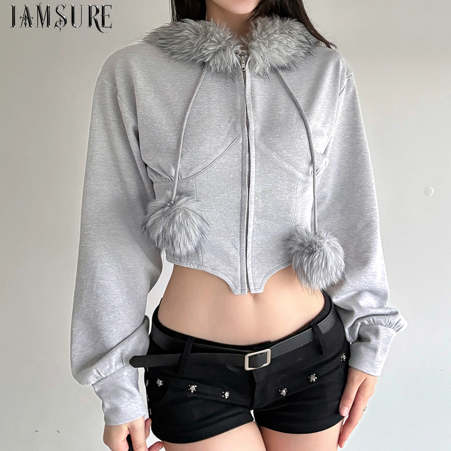 Women’s Cropped Hoodie Jacket with Faux Fur Collar and Pom-Pom Drawstrings Long Sleeve Zipper Casual Streetwear Coat Trendy Y2K
Women’s Cropped Hoodie Jacket with Faux Fur Collar and Pom-Pom Drawstrings Long Sleeve Zipper Casual Streetwear Coat Trendy Y2K