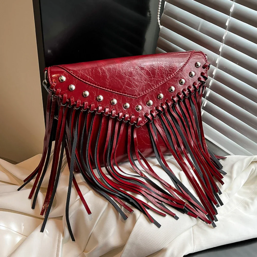 Trendy Rivet Tassel Square Burgundy Crossbody Bag Women's New Buckle Zipper Versatile One Shoulder Bags Daily Commute Packs
Trendy Rivet Tassel Square Burgundy Crossbody Bag Women's New Buckle Zipper Versatile One Shoulder Bags Daily Commute Packs