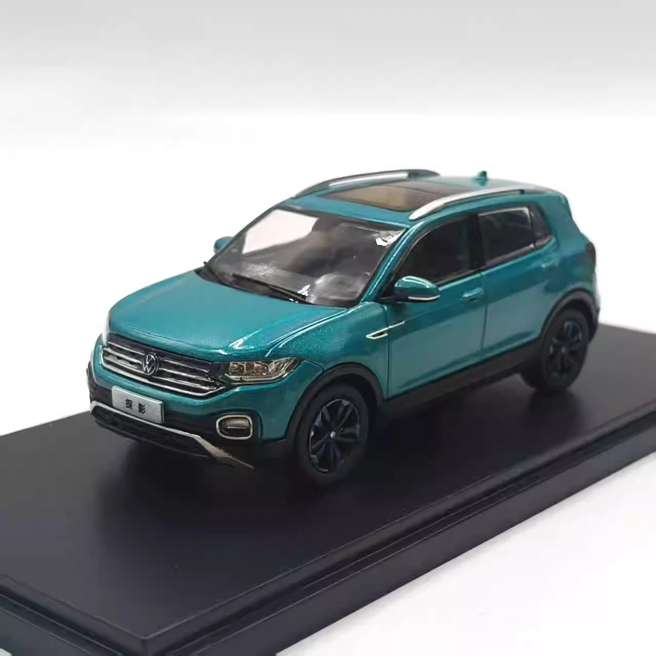 1:43 TACOUA SUV Alloy Car Diecasts & Toy Vehicles Car Model Miniature Scale Model Car For Children
1:43 TACOUA SUV Alloy Car Diecasts & Toy Vehicles Car Model Miniature Scale Model Car For Children