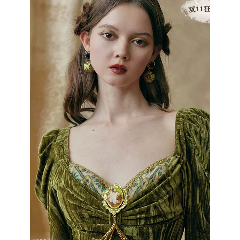 DY20Romantic Green Fishtail Skirt Victorian Renaissance Noble Princess Portrait Banquet Makeup Ball Drama Performance Gown Dress
DY20Romantic Green Fishtail Skirt Victorian Renaissance Noble Princess Portrait Banquet Makeup Ball Drama Performance Gown Dress