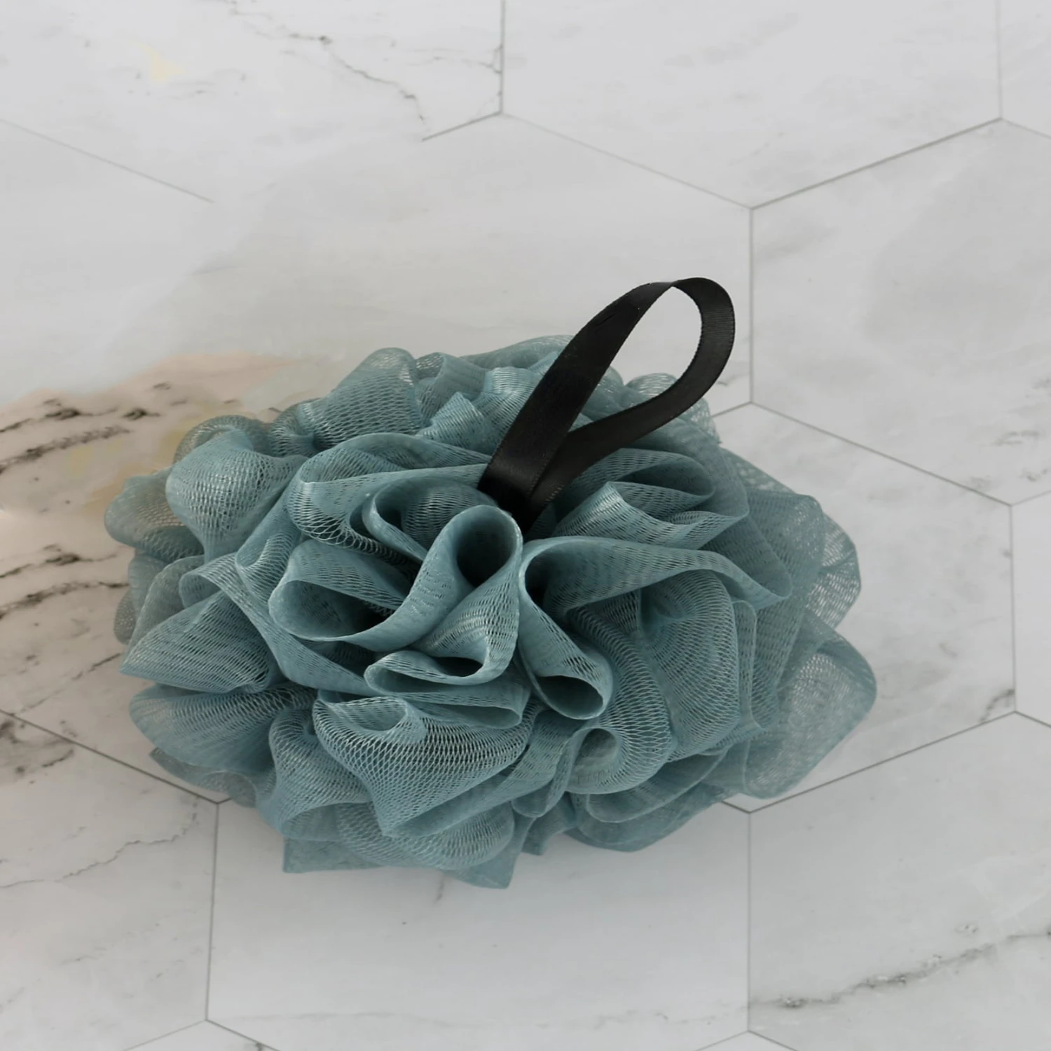 Foaming Bath Ball - Luxurious Plain Design - Moisturizing Skin Care - Relaxing Bath Experience
Foaming Bath Ball - Luxurious Plain Design - Moisturizing Skin Care - Relaxing Bath Experience