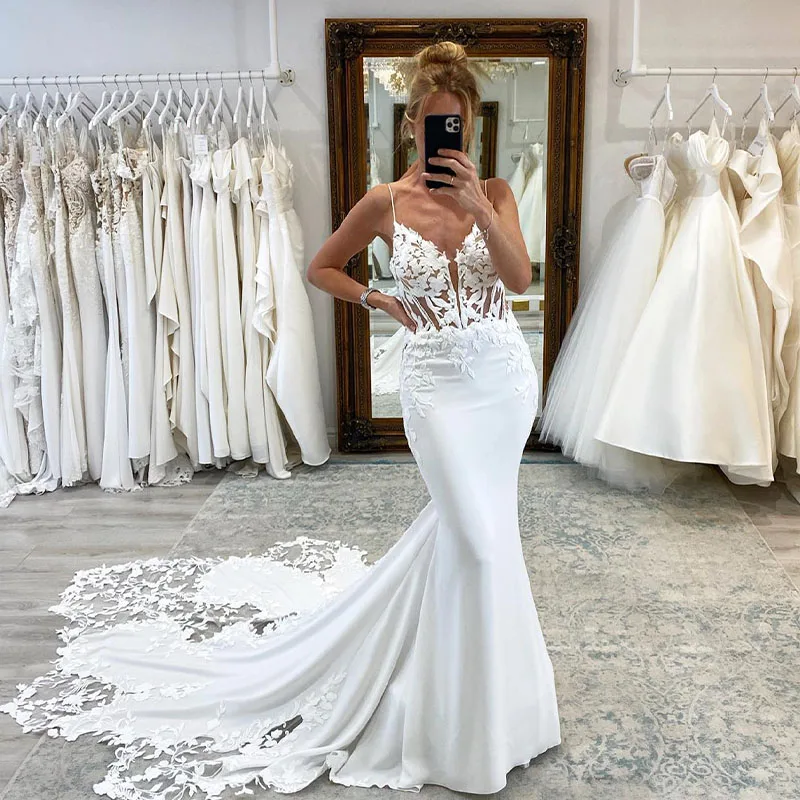 Sexy Deep V-neck Spaghetti Straps Wedding Dresses Lace Applique 3d Flower Lace Bottom Formal Bridal Grown 2023 Vestidos De Novi
Sexy Deep V-neck Spaghetti Straps Wedding Dresses Lace Applique 3d Flower Lace Bottom Formal Bridal Grown 2023 Vestidos De Novi