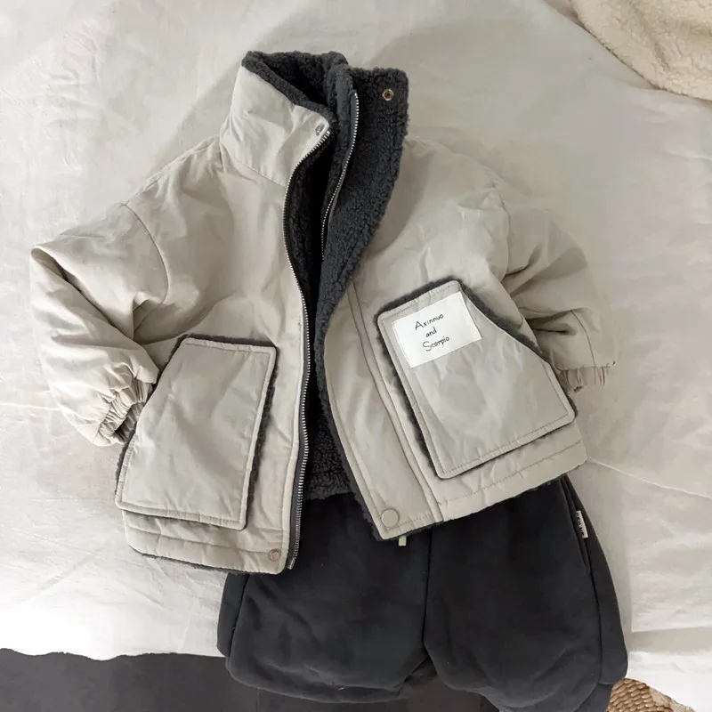 Children's Jacket with Velvet and Cotton Jacket for Autumn and Winter New Boys' and Girls' Lamb Wool Coat
Children's Jacket with Velvet and Cotton Jacket for Autumn and Winter New Boys' and Girls' Lamb Wool Coat