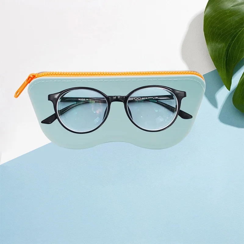 Silicone Sunglasses Case Zipper Waterproof Eyewear Bag Accessories Portable Storage Glasses Case Women Eye Glass Cover Organizer
Silicone Sunglasses Case Zipper Waterproof Eyewear Bag Accessories Portable Storage Glasses Case Women Eye Glass Cover Organizer