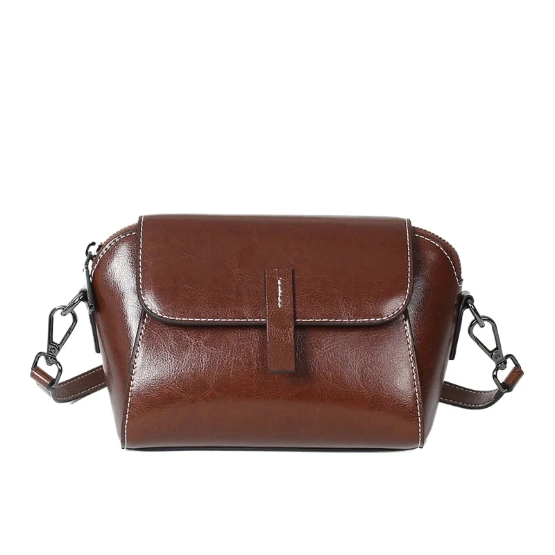 Women's Shell Shape Waxed Leather Shoulder Crossbody Bag Elegant Vintage Small Handbag Everyday Casual Street
Women's Shell Shape Waxed Leather Shoulder Crossbody Bag Elegant Vintage Small Handbag Everyday Casual Street