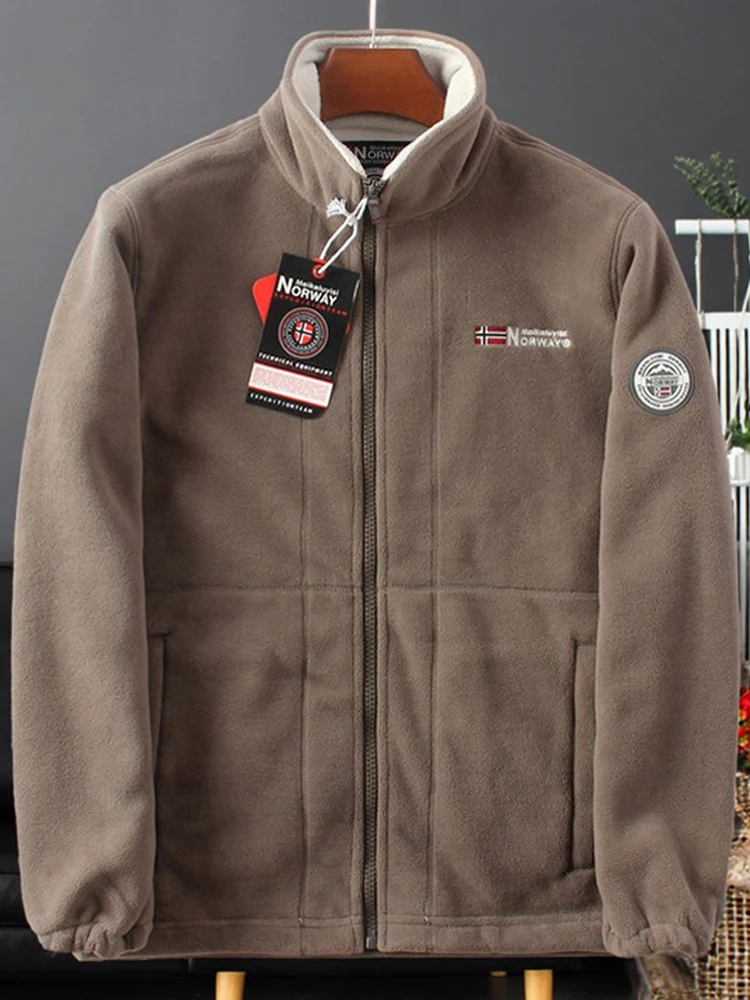 Утепленная мужская куртка с воротником-стойкой на флисовой подкладке, хлопковая стеганая куртка, повседневная модная осенне-зимняя верхняя одежда
Утепленная мужская куртка с воротником-стойкой на флисовой подкладке, хлопковая стеганая куртка, повседневная модная осенне-зимняя верхняя одежда