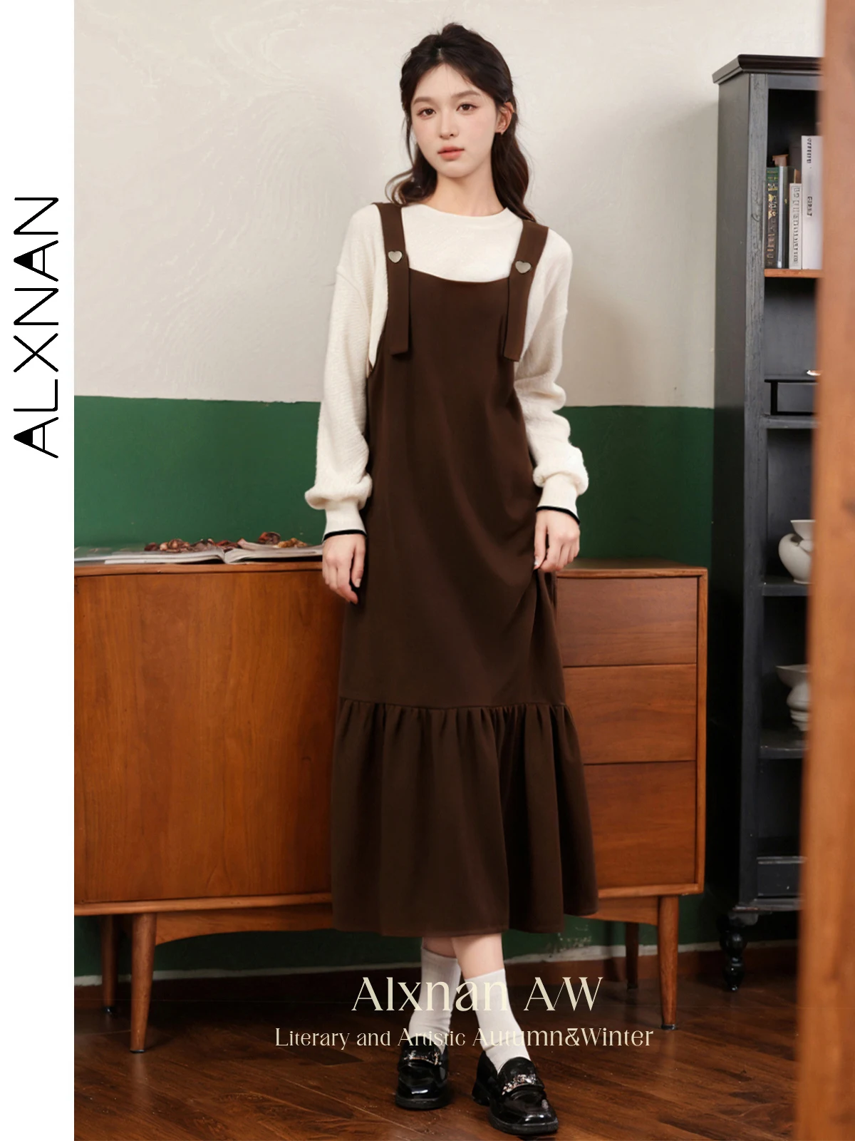 ALXNAN Women's Brown Sleeveless Dress Square Neck Heart Button A-line Ruffled Hem 2025 Fall Winter Suspender Dress A00605 
ALXNAN Women's Brown Sleeveless Dress Square Neck Heart Button A-line Ruffled Hem 2025 Fall Winter Suspender Dress A00605