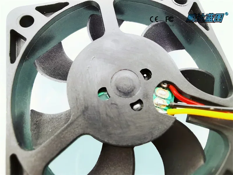 aa New Pengda Blueprint 5010 Hydraulic 24V 0.04A Silent Speed Measurement 50 * 50 * 10MM 5CM Cooling Fan
aa New Pengda Blueprint 5010 Hydraulic 24V 0.04A Silent Speed Measurement 50 * 50 * 10MM 5CM Cooling Fan