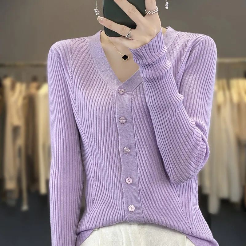 2023 New Women Cashmere Cardigans Sweater V-neck Cashmere Cardigans Solid Single Breasted Women Cashmere cardigan
2023 New Women Cashmere Cardigans Sweater V-neck Cashmere Cardigans Solid Single Breasted Women Cashmere cardigan