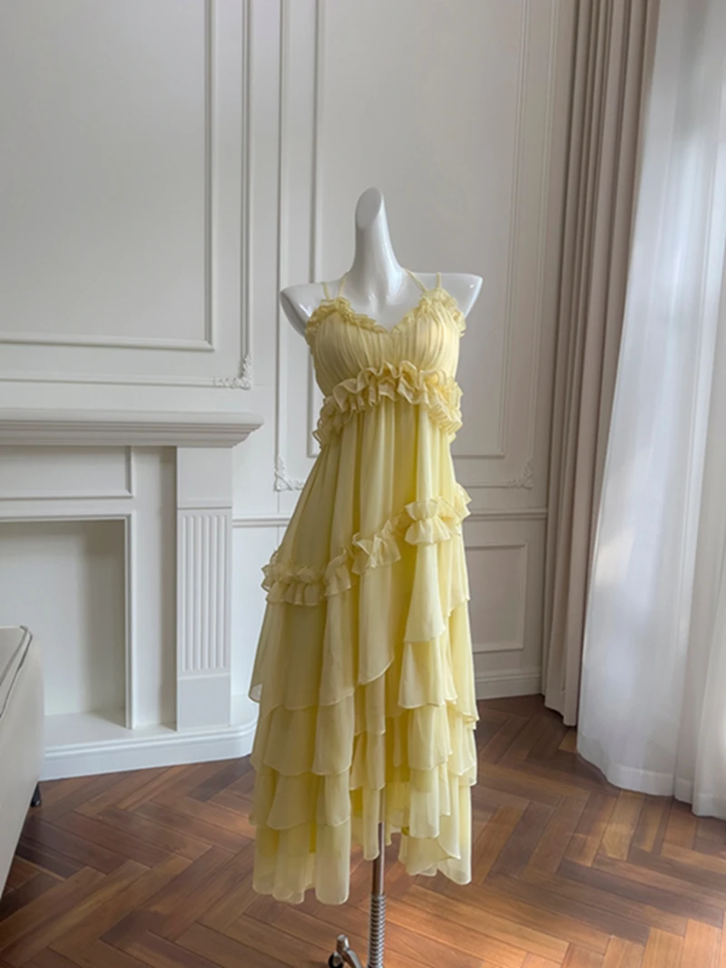Elegant Sweet Lace Trim Halter Neck Gown Women's High Waist A-Line Skirt Backless Dress Polyester Fabric Wedding Party Date
Elegant Sweet Lace Trim Halter Neck Gown Women's High Waist A-Line Skirt Backless Dress Polyester Fabric Wedding Party Date