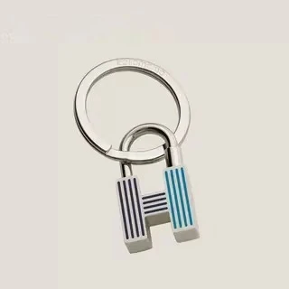 2026 Multi purpose padlock keychain 316 stainless steel mirror light luxury bag hanging bag pendant
2026 Multi purpose padlock keychain 316 stainless steel mirror light luxury bag hanging bag pendant