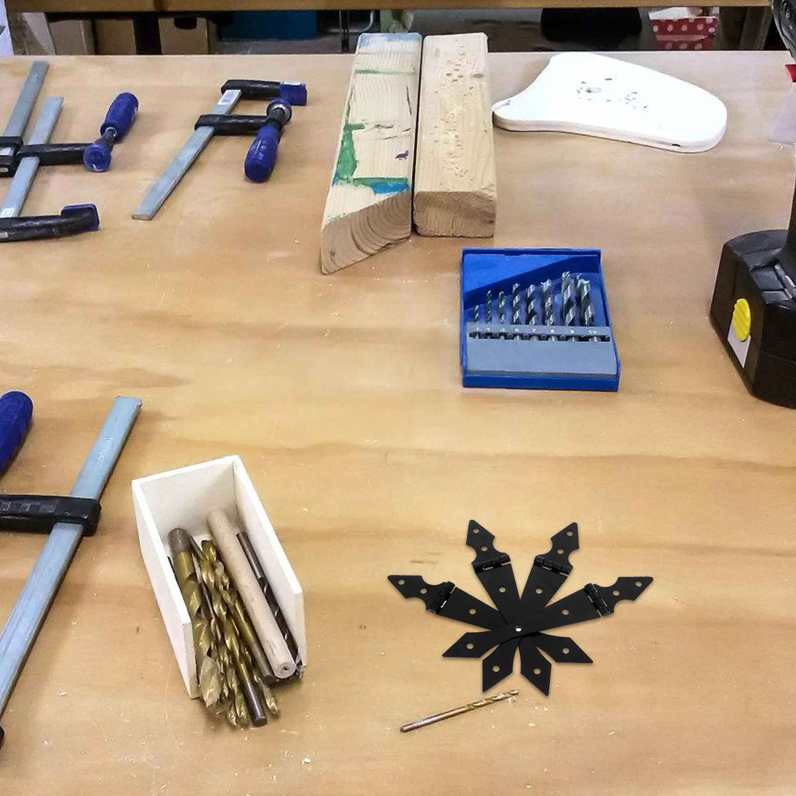 4 шт., петли со стрелками для дверей сарая, сверхмощные металлические черные декоративные петли для ремня для складской внешней фурнитуры для деревянных ворот
4 шт., петли со стрелками для дверей сарая, сверхмощные металлические черные декоративные петли для ремня для складской внешней фурнитуры для деревянных ворот