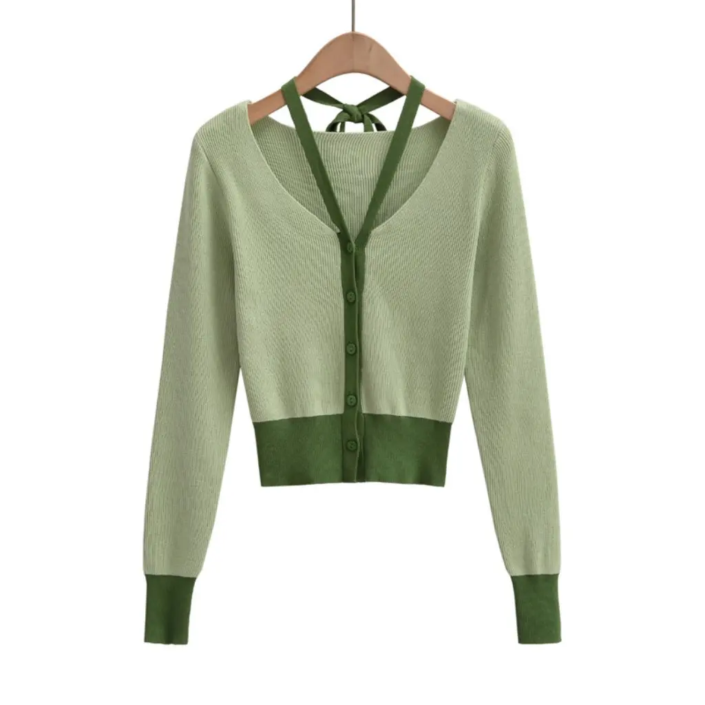 Women's Design Sense Knitted Cardigan Fake Two-Piece Style Pure Sweet Spicy Halter Slim Fit Sweater for Autumn
Women's Design Sense Knitted Cardigan Fake Two-Piece Style Pure Sweet Spicy Halter Slim Fit Sweater for Autumn