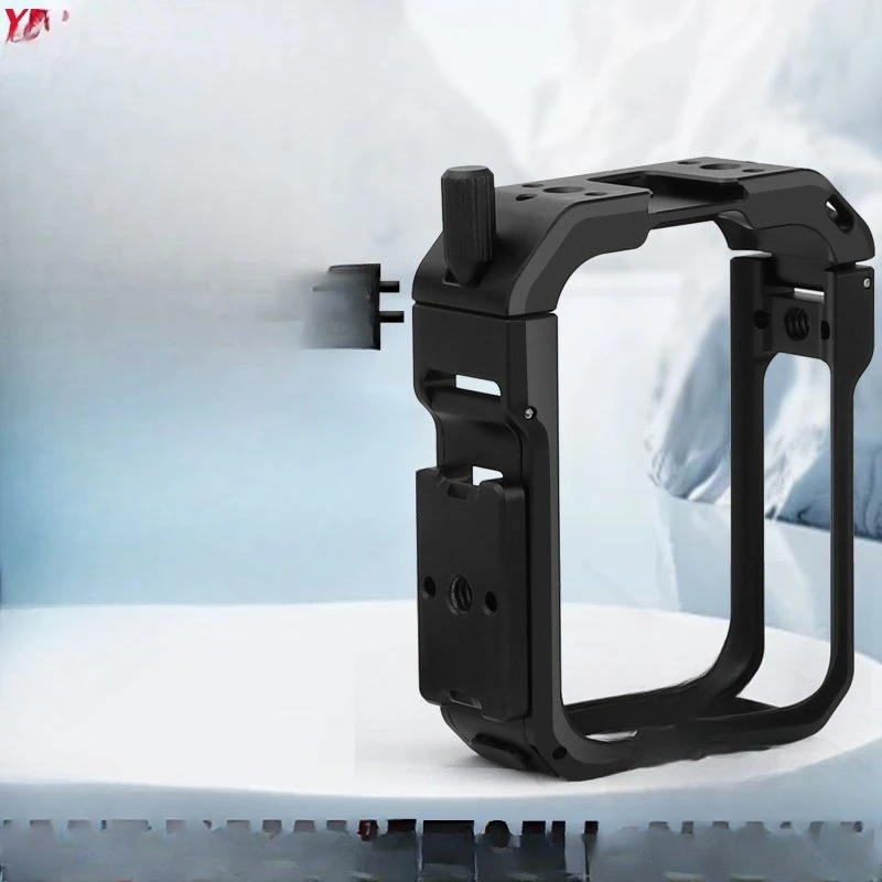 Metal rabbit cage panoramic motion camera protective frame expansion
Metal rabbit cage panoramic motion camera protective frame expansion
