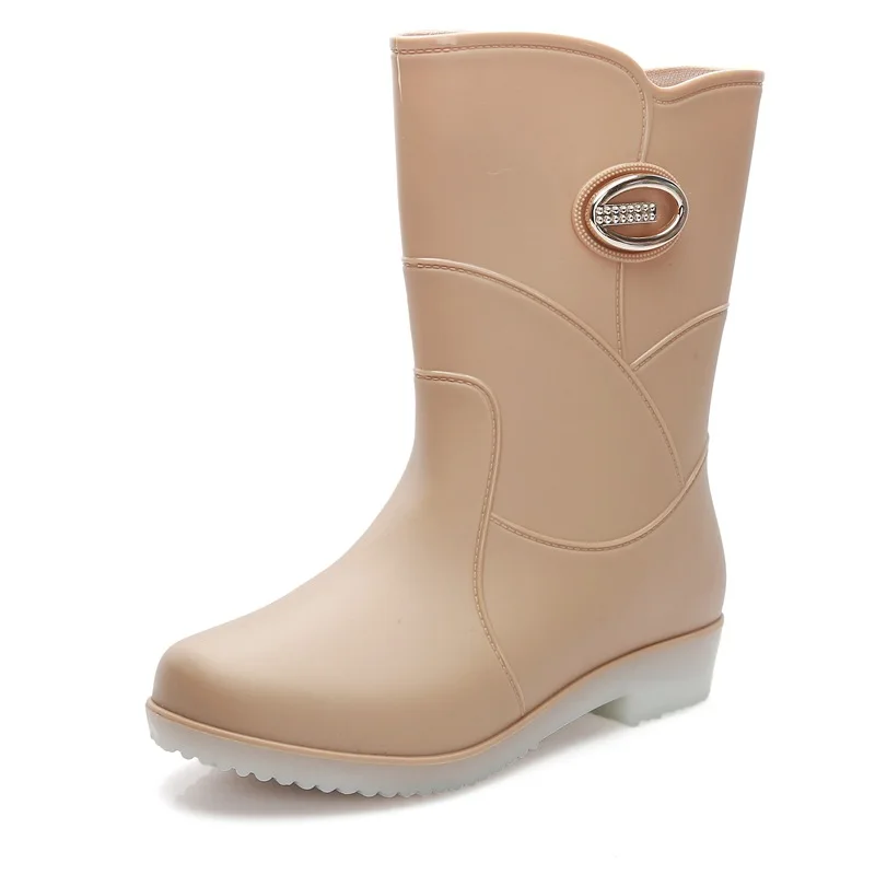 Women's Metal Decoration Mid-Calf Rain Boots Outdoor Platform Water Boots Non-slip Waterproof Work Shoes Flat With Rainboots
Women's Metal Decoration Mid-Calf Rain Boots Outdoor Platform Water Boots Non-slip Waterproof Work Shoes Flat With Rainboots