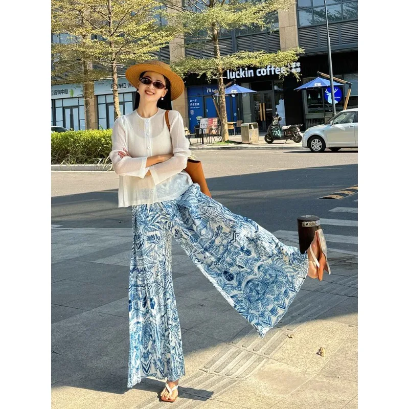 Summer Women's Wear Wide-Leg Trousers Blue and White Porcelain Printed Pleated Versatile Loose-Fitting Chinese-Inspired Casual
Summer Women's Wear Wide-Leg Trousers Blue and White Porcelain Printed Pleated Versatile Loose-Fitting Chinese-Inspired Casual