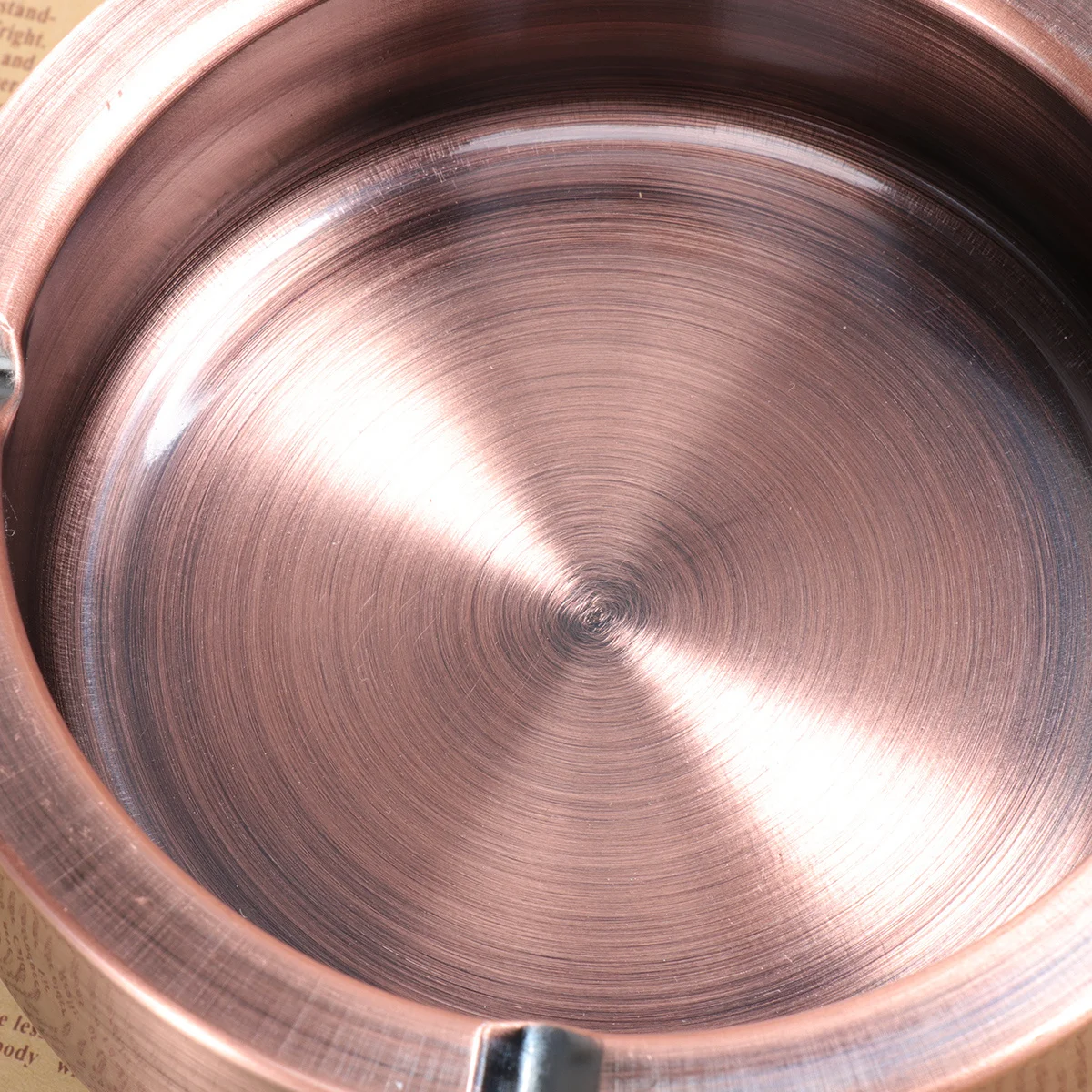 Stainless Steel Ashtray Large Ancient Bronze Thickened Anti-Fall Cigarette Holder Smokeless Ash Tray For Home Bar Cafe Hotel
Stainless Steel Ashtray Large Ancient Bronze Thickened Anti-Fall Cigarette Holder Smokeless Ash Tray For Home Bar Cafe Hotel