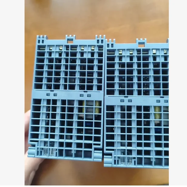 Блок питания 1500PLC 6ES7505/507-0KA00/0RA00-0AB0 6EP1332/1333-4BA00
Блок питания 1500PLC 6ES7505/507-0KA00/0RA00-0AB0 6EP1332/1333-4BA00