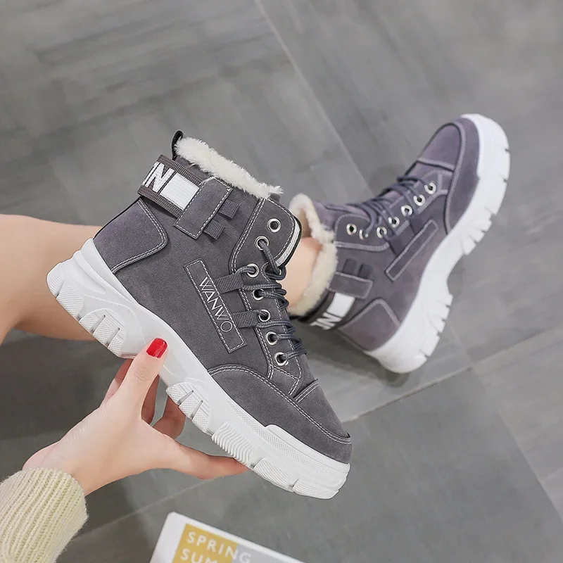 Snow Boots Women High Top Platform Sports Casual Cotton Shoes Winter Warm Plus Plush Lace Up Ankle Boots 2023 New Woman Sneakers
Snow Boots Women High Top Platform Sports Casual Cotton Shoes Winter Warm Plus Plush Lace Up Ankle Boots 2023 New Woman Sneakers