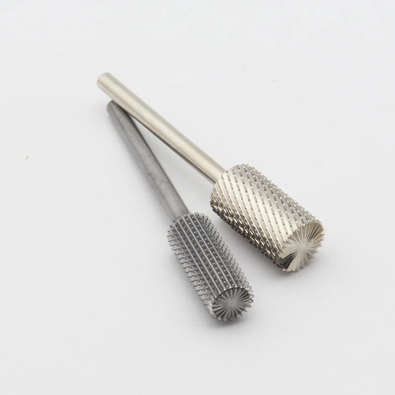 Tungsten Carbide Nail Drill Bit 3/32" – Flat Top Barrel with Top Teeth, Professional Nail Milling Bit for Gel Removal & Shaping
Tungsten Carbide Nail Drill Bit 3/32" – Flat Top Barrel with Top Teeth, Professional Nail Milling Bit for Gel Removal & Shaping
