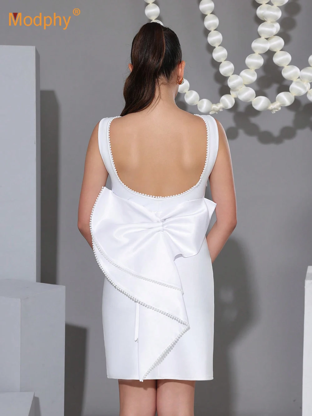 2025 Summer New White Sexy Bead Butterfly Backless Tight Bandage Mini Dress Women'S Elegant Wedding Birthday Party Gowns
2025 Summer New White Sexy Bead Butterfly Backless Tight Bandage Mini Dress Women'S Elegant Wedding Birthday Party Gowns