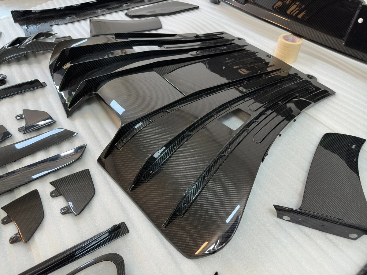 992 GT3 RS OEM Style Rear Lip Wind Knife Dry Carbon Fiber Body Kit Automotive Accessories for 911 GT3 RS
992 GT3 RS OEM Style Rear Lip Wind Knife Dry Carbon Fiber Body Kit Automotive Accessories for 911 GT3 RS