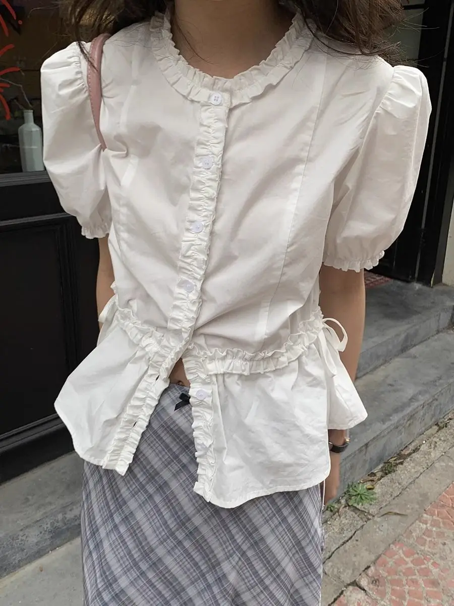 Women French Gentle Style Fungus Edges O-neck Puff Short-sleeved Shirts Summer Lace-up Bow Waist Slimming Single Breasted Blouse
Women French Gentle Style Fungus Edges O-neck Puff Short-sleeved Shirts Summer Lace-up Bow Waist Slimming Single Breasted Blouse