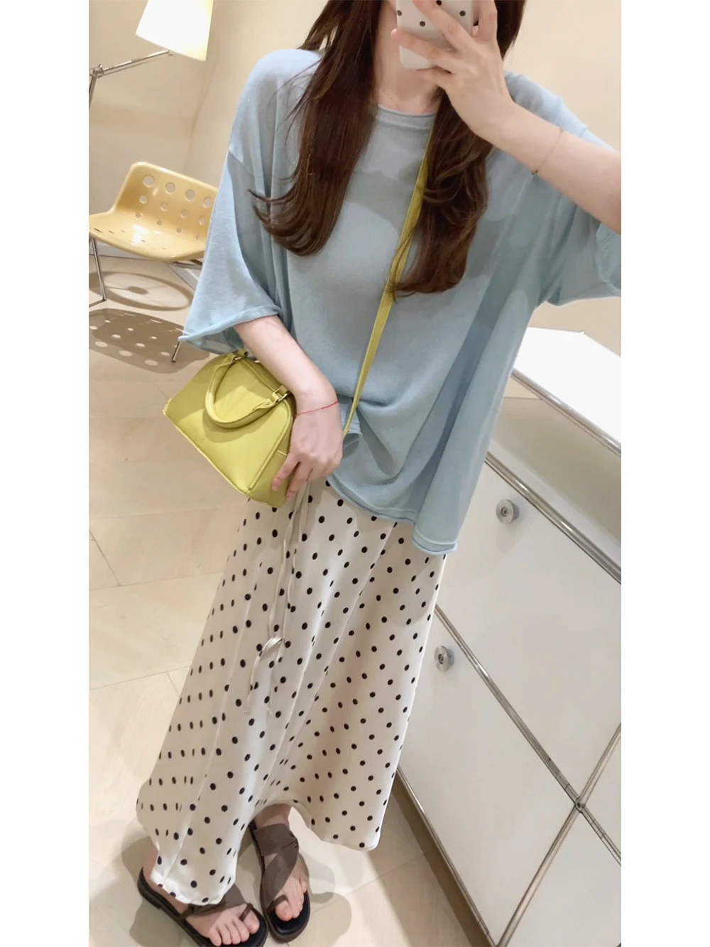 KB45 Drawstring Polka Dot A-Line Satin Skirt Half-length Women's Fashion Spring 2025 Loose Fit mid Waist Silk Material
KB45 Drawstring Polka Dot A-Line Satin Skirt Half-length Women's Fashion Spring 2025 Loose Fit mid Waist Silk Material