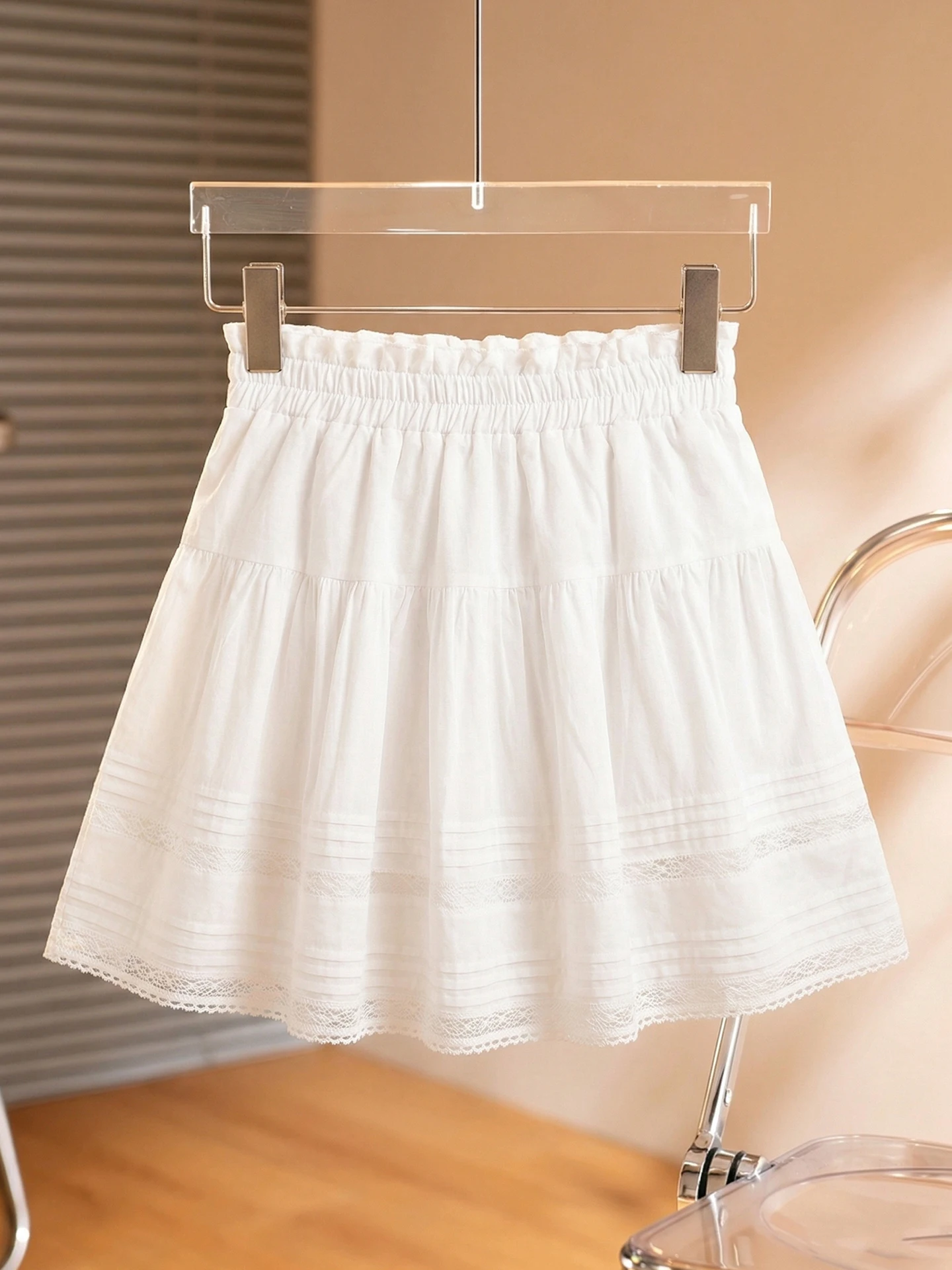 New Lace Patchwork Design Half Skirt A-Line Short Skirt Fashionable Versatile Summer Trendy Commute Korean Style Straight Cut
New Lace Patchwork Design Half Skirt A-Line Short Skirt Fashionable Versatile Summer Trendy Commute Korean Style Straight Cut