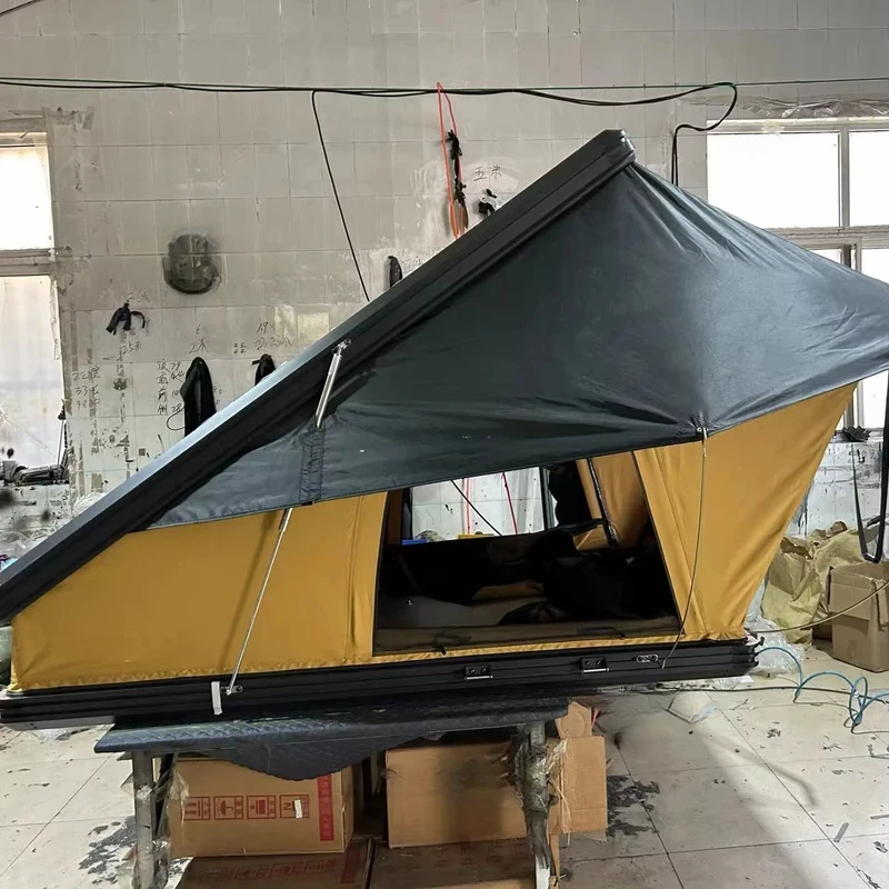 High Quality Waterproof Hard Shell Roof Top Tent Lightweight For 4X4 SUV Offroad Camping
High Quality Waterproof Hard Shell Roof Top Tent Lightweight For 4X4 SUV Offroad Camping