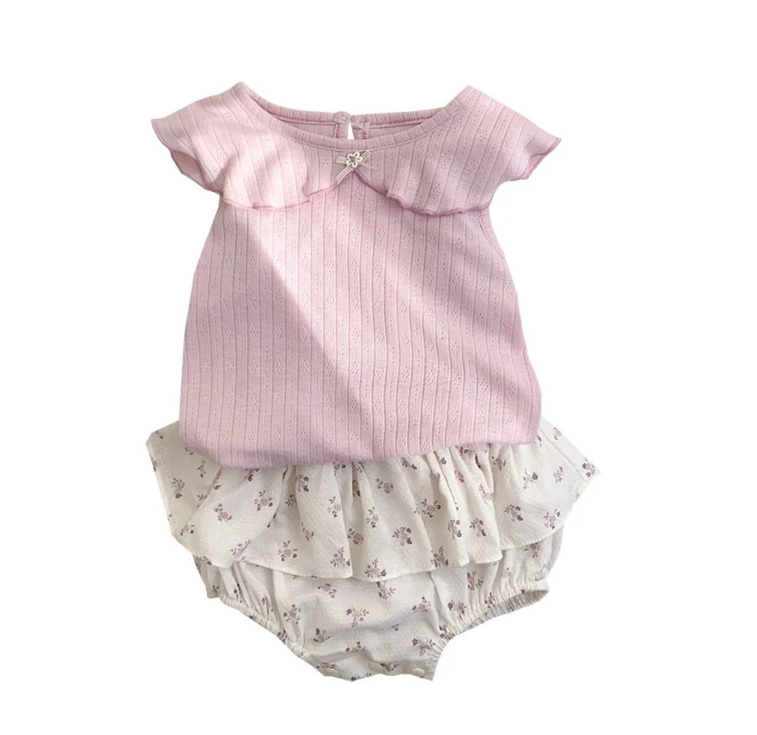 2026 Summer New Arrival Baby Girl 2Pcs Outfit Flutter Sleeve Top Floral Ruffled Bloomers Cute Casual Infant Clothes
2026 Summer New Arrival Baby Girl 2Pcs Outfit Flutter Sleeve Top Floral Ruffled Bloomers Cute Casual Infant Clothes