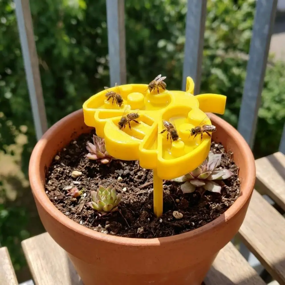 Creative 3D-printed Bee Water Station with Stick Plastic Insect Water Cup Pollination Beekeeping Bee Water Dispenser Lawn Patio
Creative 3D-printed Bee Water Station with Stick Plastic Insect Water Cup Pollination Beekeeping Bee Water Dispenser Lawn Patio