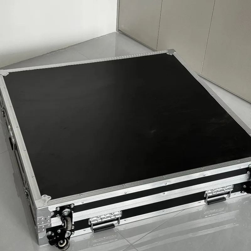 Aircases Used for Transporting Photo Booths to Better Ensure Product Safety and Quality
Aircases Used for Transporting Photo Booths to Better Ensure Product Safety and Quality
