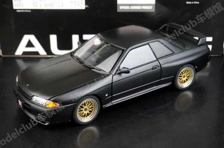Autoart 1:18 Skyline R32 BBS матовый черный JDM моделирование ограниченная серия все открытые сплавы металла статическая модель автомобиля игрушка в подарок
Autoart 1:18 Skyline R32 BBS матовый черный JDM моделирование ограниченная серия все открытые сплавы металла статическая модель автомобиля игрушка в подарок