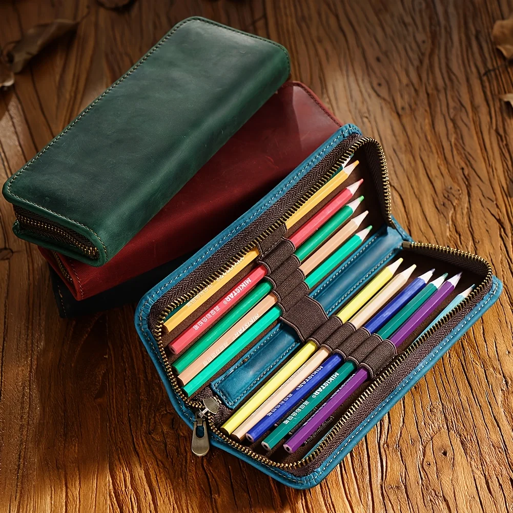 Retro Multifunctional Leather Pencil Case, Hand Sewn Zipper Pencil Case, Can Accommodate Pencil and Marker Storage Box, School Office and Home Stationery Storage, Open School Birthday Holiday Party Gifts
Retro Multifunctional Leather Pencil Case, Hand Sewn Zipper Pencil Case, Can Accommodate Pencil and Marker Storage Box, School Office and Home Stationery Storage, Open School Birthday Holiday Party Gifts