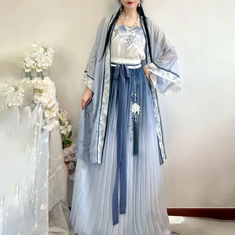 Song Dynasty in China Hanfu Traditional Stage Dance Female Dress Fairy Cosplay 2025 Chic Hanfu Set Blue Elegant Princess Outfits
Song Dynasty in China Hanfu Traditional Stage Dance Female Dress Fairy Cosplay 2025 Chic Hanfu Set Blue Elegant Princess Outfits