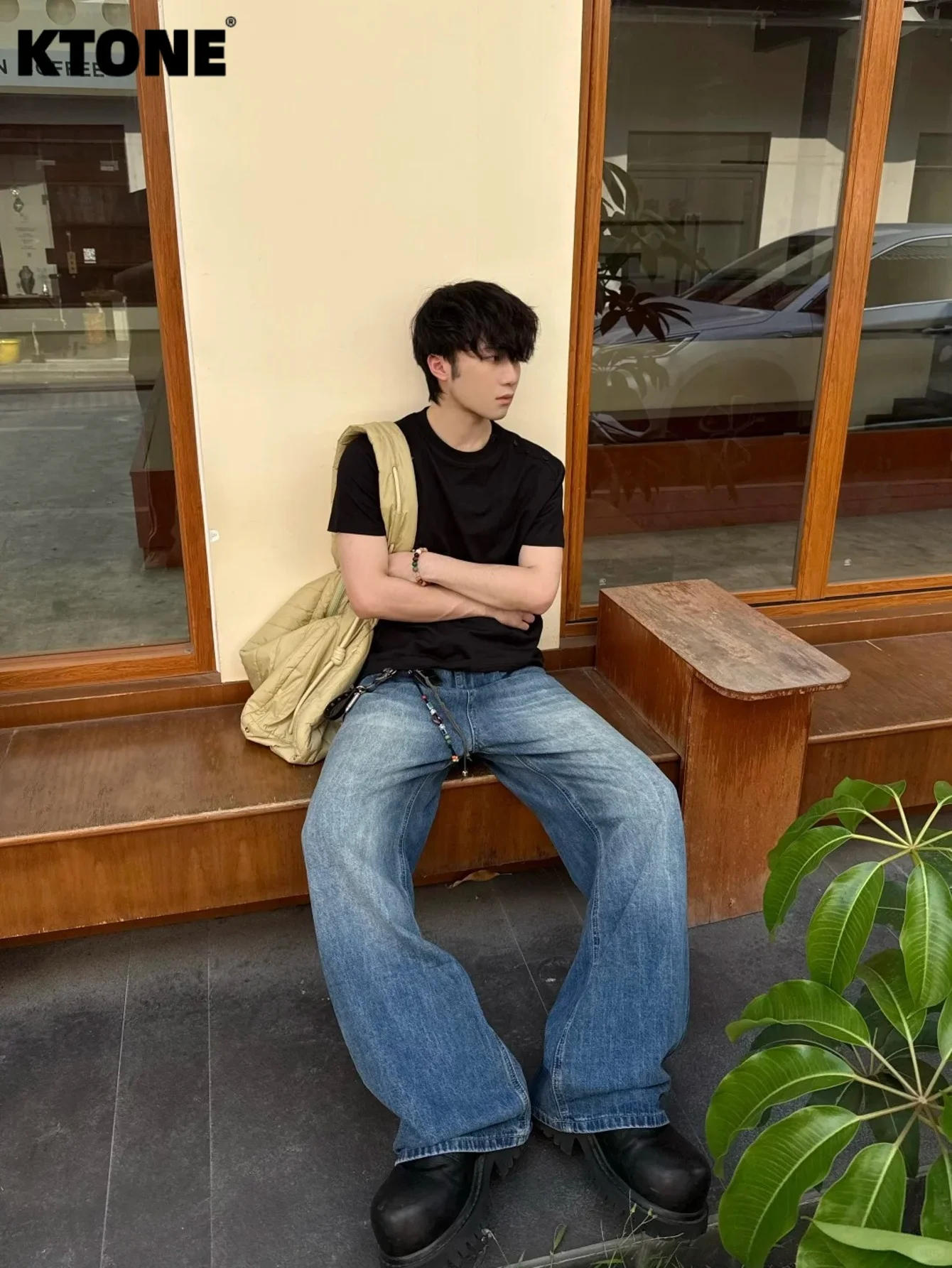 Blue Baggy Jeans For Dating Light Retro Y2K Original Drip For Man Trousers No accessories or belts included
Blue Baggy Jeans For Dating Light Retro Y2K Original Drip For Man Trousers No accessories or belts included