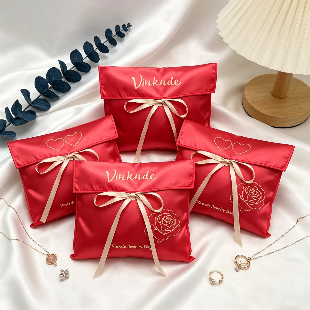 100Pcs/Lot Customize Logo Silk Satin Envelope Packaging Bag with Bow Tie Ribbon Jewelry Perfume Cosmetic Packaging Dust Pouch
100Pcs/Lot Customize Logo Silk Satin Envelope Packaging Bag with Bow Tie Ribbon Jewelry Perfume Cosmetic Packaging Dust Pouch