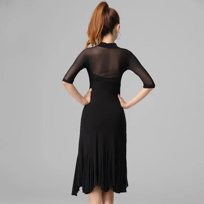 Women's Latin Dance Wear Line Dance Costume Black Dress for Adult Women Advanced Dance Professional Practice Samba V-neck Dress 
Women's Latin Dance Wear Line Dance Costume Black Dress for Adult Women Advanced Dance Professional Practice Samba V-neck Dress